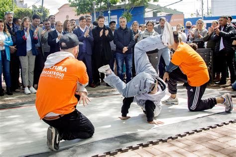 Kicillof Y Mussi Inauguraron Obras En El Complejo Cultural Municipal La