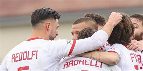 Il Mantova Torna In Serie B Dopo 14 Anni Decisivo Il Pareggio Del Padova