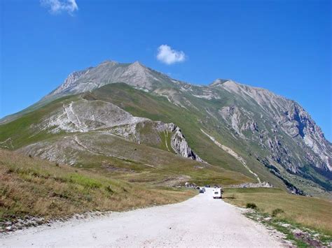 Monte Vettore Da Forca Di Presta Italia