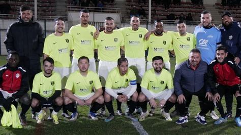 Football le Petit Poucet FC Vatan Alès décidé le privilégié Aigues