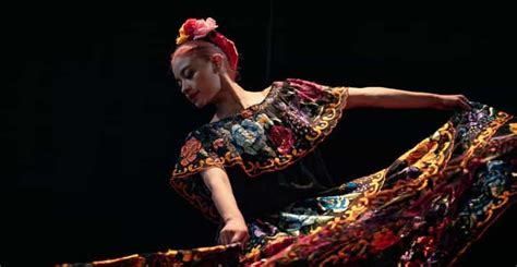 Flamenco Dance Lesson: 60-Minute Class in Seville | GetYourGuide