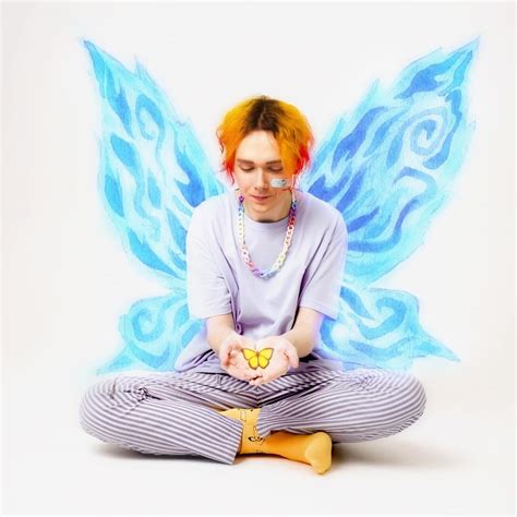 ЛИКО (Likowrld) – Бабочки (Butterfly) Lyrics | Genius Lyrics