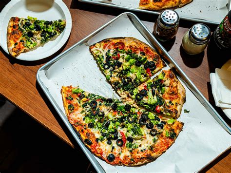 Foodies are ranking modern apizza state street new haven as best 11