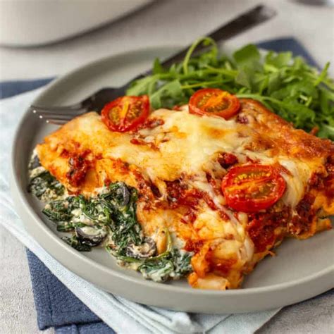 Spinach And Ricotta Enchiladas Easy Cheesy Vegetarian