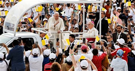 Pope Francis Thrills Small Gulf Catholic Community With Big Mass Reuters