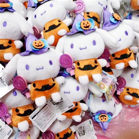 Cinnamoroll/Pochacco Halloween Pumpkin Plushie Keychain – Joykawaii