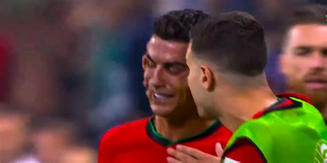 Portugal Vs Eslovenia Cristiano Ronaldo Llora Inconsolablemente Tras