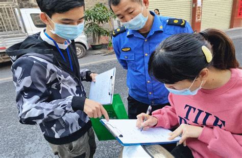 别再乱扔垃圾！石门街垃圾分类及环境卫生联合执法行动进行时居民分队时间