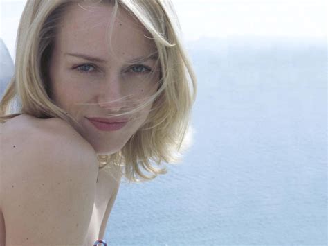 Naomi Watts Hot Pics Choosing Best Hairstyles Zona Entertain