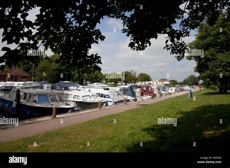 Beccles quay hi-res stock photography and images - Alamy