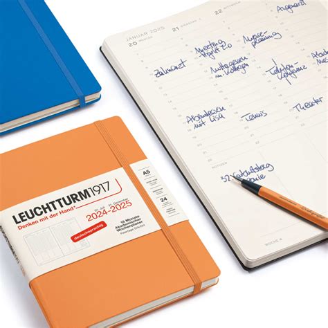 Leuchtturm Kalender 2024 Wochenplaner Gayle Johnath