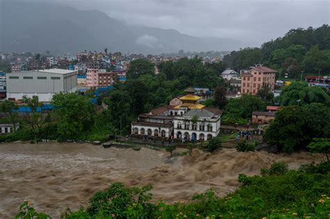 Deadly Flooding And Landslides In Nepal The New York Times