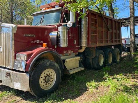 1999 Kenworth W900 Dump Truck - Taylor Auction & Realty, Inc.