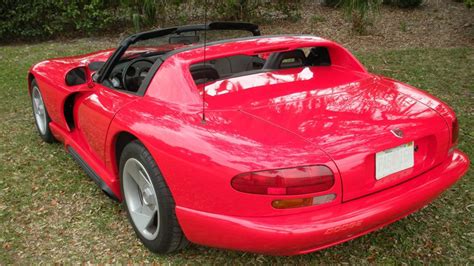 1992 Dodge Viper at Kissimmee 2015 as F127.1 - Mecum Auctions