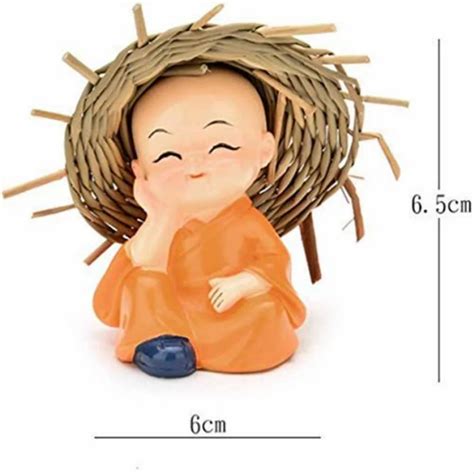 Polyresin Baby Hat Monk Buddha Statue For Exterior Decor Size