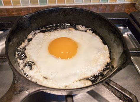 Eggs Over Easy Or Sunny Side Up Mjs Kitchen