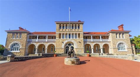 Edifício da casa da moeda de perth uma das três filiais como parte do