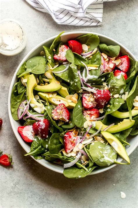 Jordbær Avocado spinat salat med valmue dressing Minions