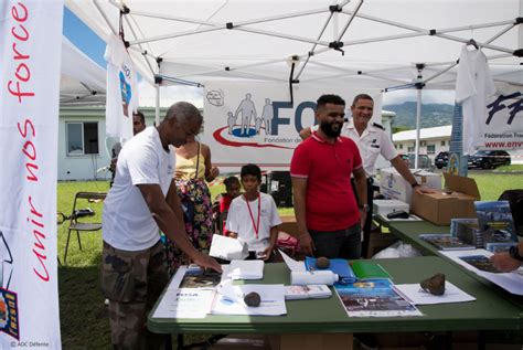 Journ E Portes Ouvertes De La Base A Rienne De Lile De La R Union