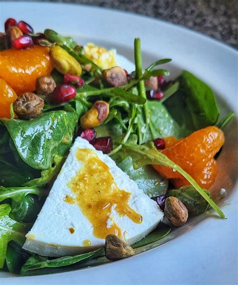 Salad With Manouri Cheese, Mandarin, Pistachios, Pomegranate Seeds ...