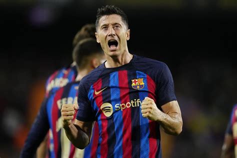 Fc Barcelona Ha Visto El Giro Mortal De Lewandowski Marca