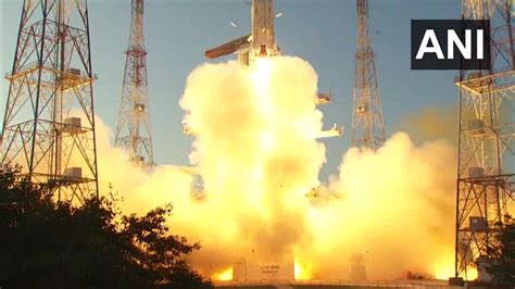 Isro Successfully Launches Insat 3ds Indias Top Weather Satellite