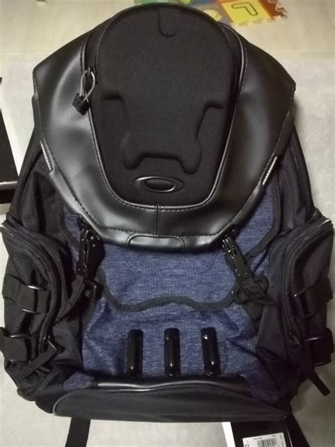 Oakley Kitchen Sink Lx Backpack Review World Central Kitchen