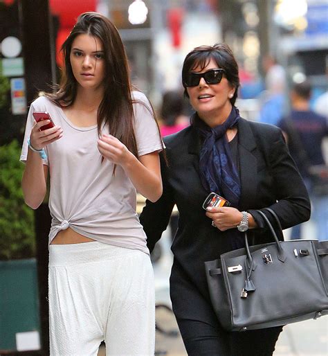 Kendall Jenner With Her Mom In Nyc 10 Gotceleb