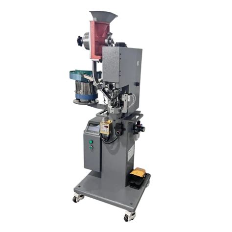 Servo Motor V Hook Button Fastening Machine For Leather Field Boots