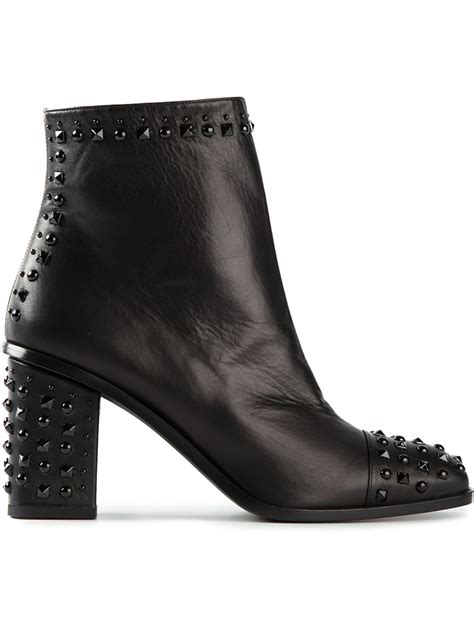 Alexander Mcqueen Studded Ankle Boots in Black | Lyst