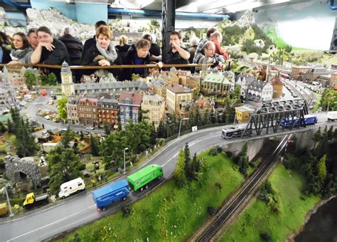 größte Modelleisenbahn der Welt Zu Besuch im Miniatur Wunderland