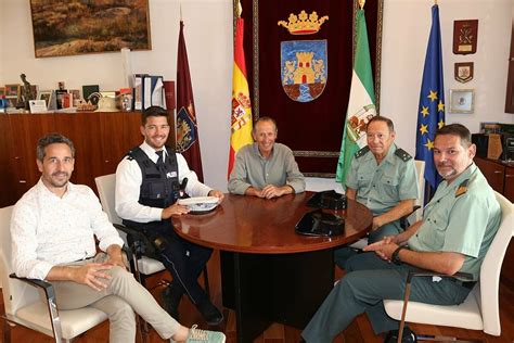 Chiclana vuelve a contar este verano con un agente de la policía