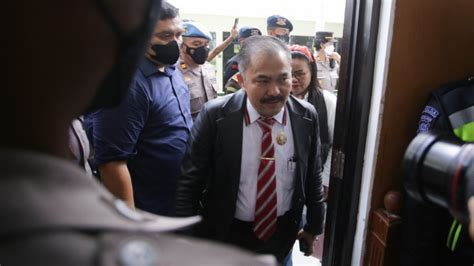 Kamaruddin Simanjuntak Jadi Tersangka Hoaks Ini Sederet Kontroversi