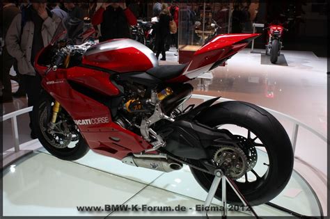 Eicma Mailand Metzeler Eicma Bmw K Forum Bmw