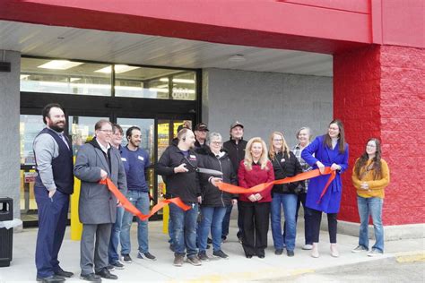 Bad Axe Harbor Freight Celebrates Grand Opening