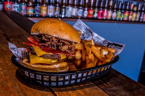 The Monkey Bar Dubbo Serving Burgers Beer And Other Pub Classics