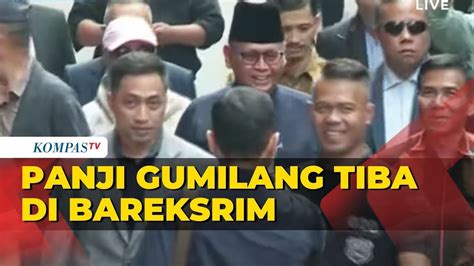 Momen Panji Gumilang Tiba Di Bareskrim Jalani Pemeriksaan Kasus Ponpes