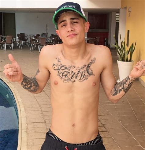 Mc Hariel Fotos Nu E Pelado Homem Nu