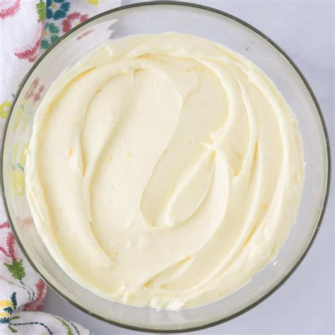 Lemon Cream Cheese Frosting Recipe The Carefree Kitchen