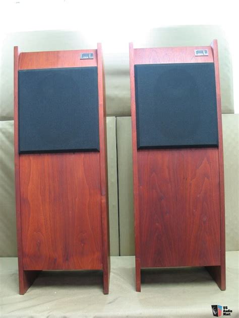 Cerwin Vega Tr Vintage Audiophile Towers For Sale Us Audio Mart