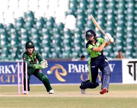 Cricket Ireland Gaby Lewis Named The Irish Times Sport Ireland