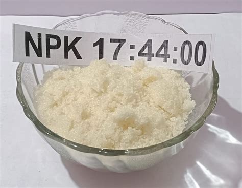 White Npk Fertilizer Powder At Rs Kg Npk Fertilizer In