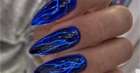 40 Royal Blue Nails Ideas you should try this year