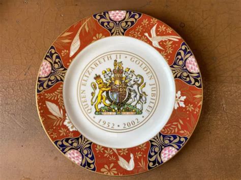 ROYAL WORCESTER FINE Bone China Queen Elizabeth II Golden Jubilee 1952