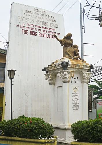 Dulong Bayan Monument Dulong Bayan Monument Pateros Flickr