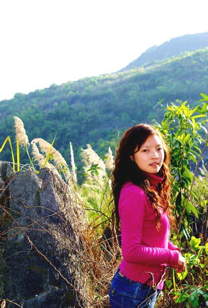 Shona Zhang - Philippines, Japan, and Laos Travel Specialist | kimkim