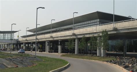 Winnipeg International Airport (YWG), Canada