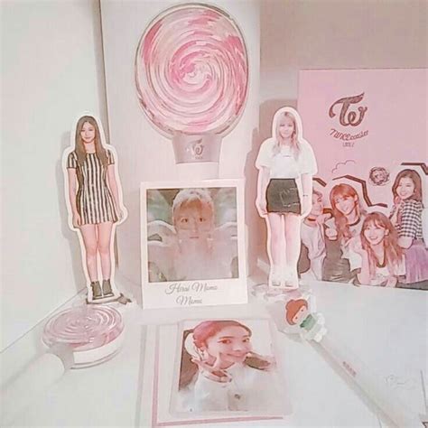 Pin De Abigail Nall Em Twice Merch Ideias De Decoração Quarto Ideias