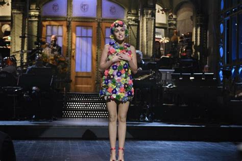 SNL Ranked: Miley Cyrus Hosts the Underwhelming Premiere