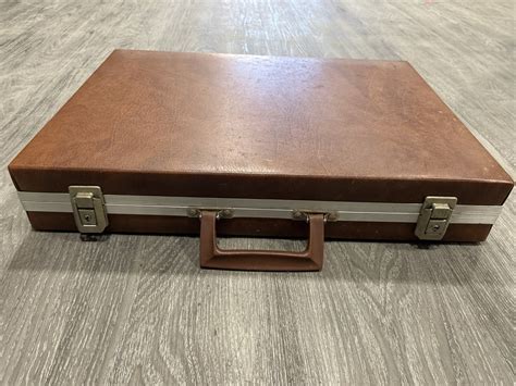 Urban Auctions Vintage Cassette Tapes Carry Case